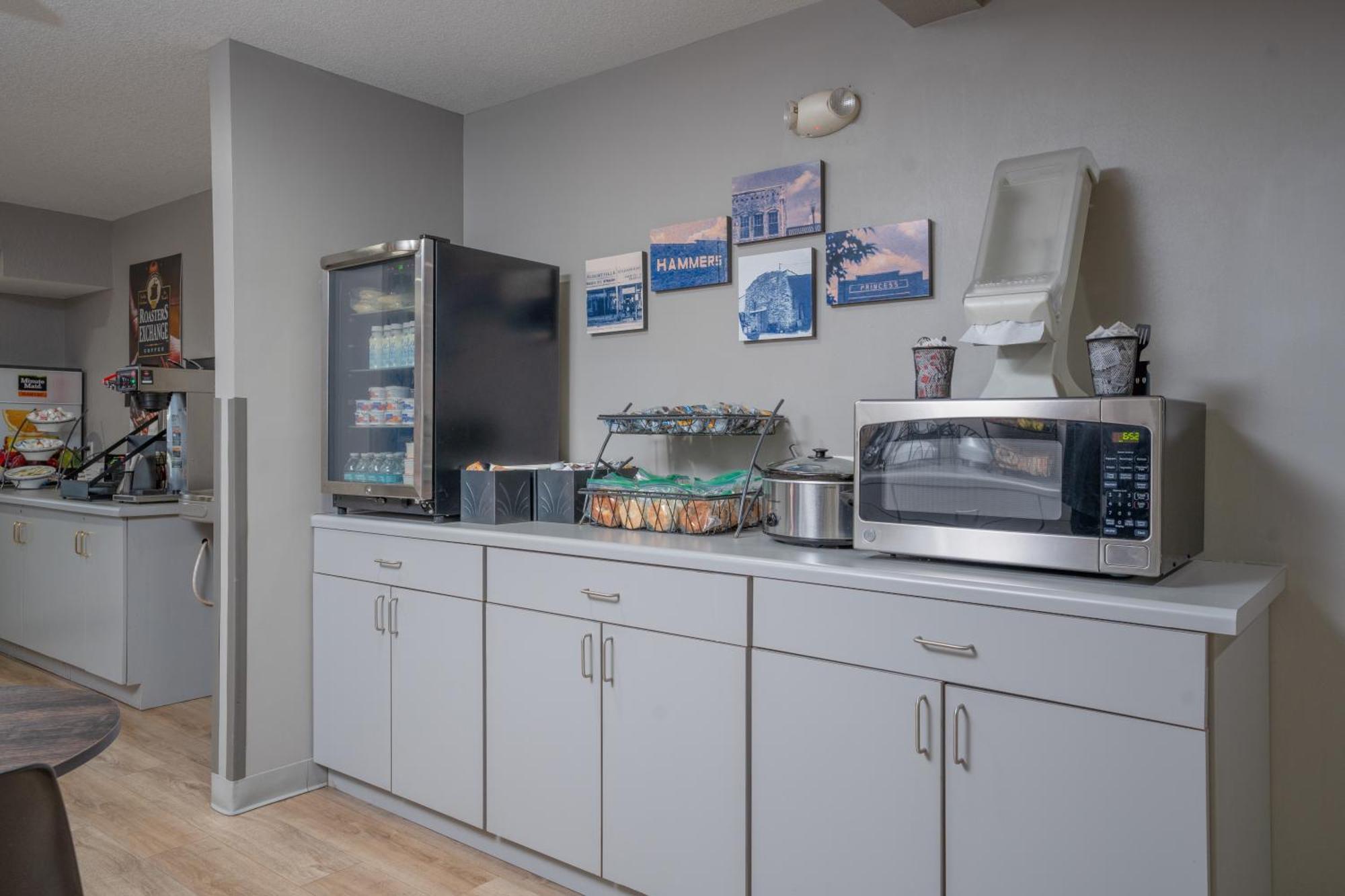 Microtel Inn & Suites By Wyndham Albertville Esterno foto