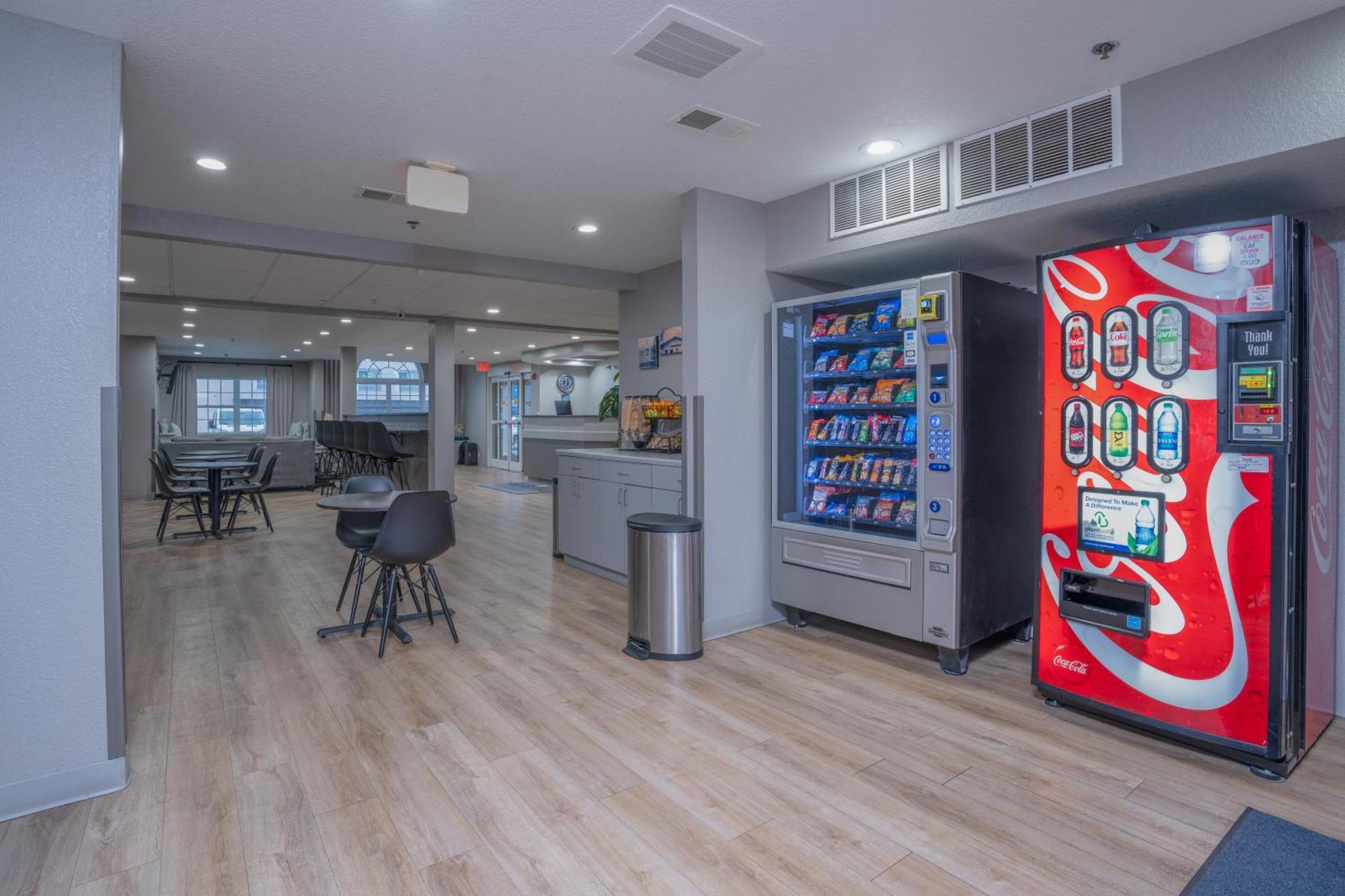 Microtel Inn & Suites By Wyndham Albertville Esterno foto