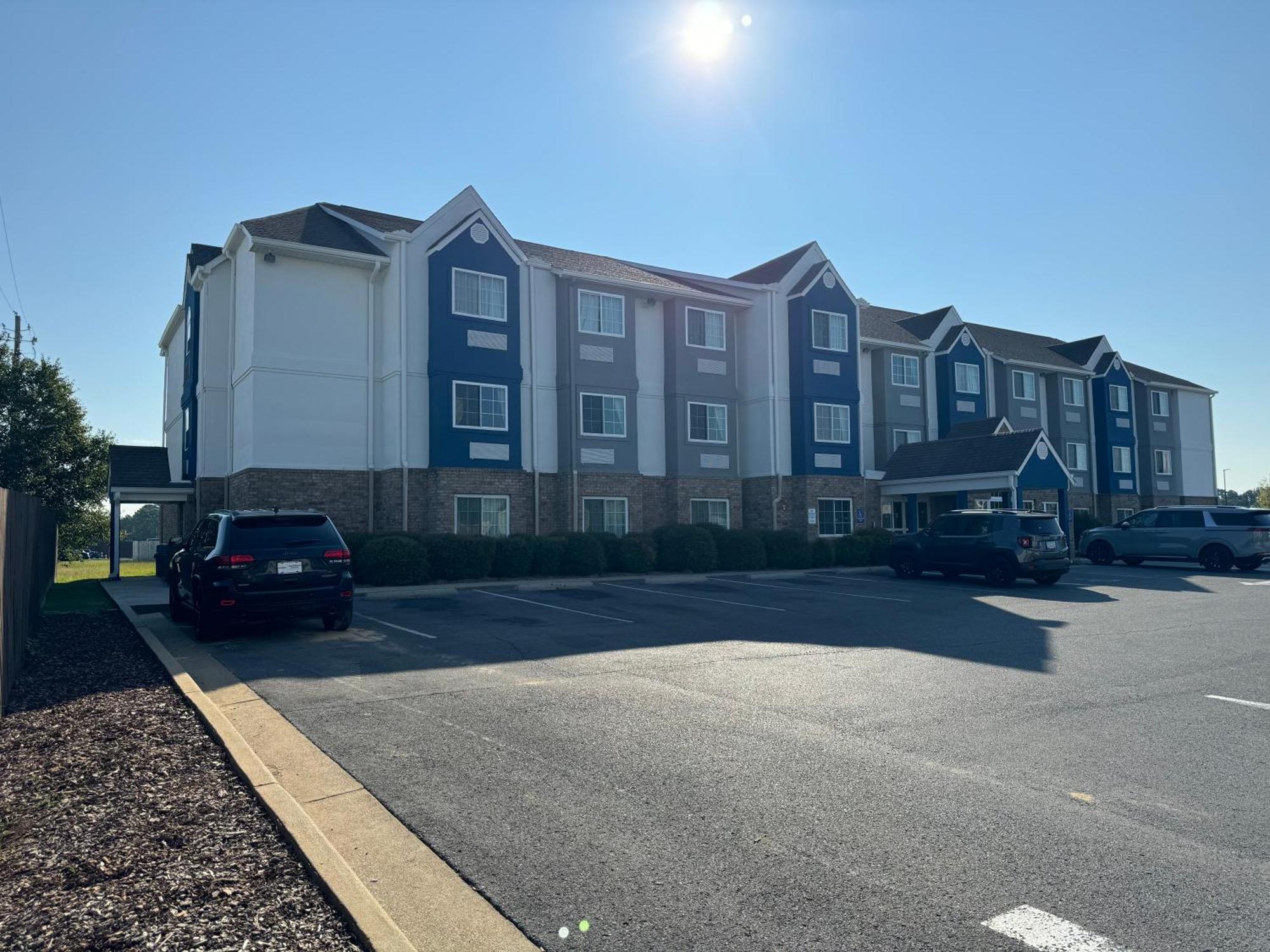Microtel Inn & Suites By Wyndham Albertville Esterno foto